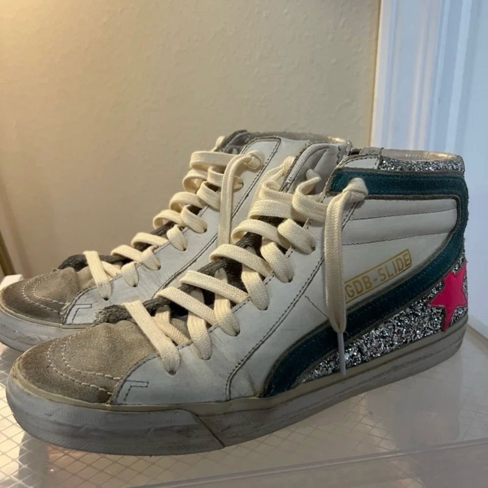 I loved these shoes and took great care of them. Slight scuffs-can be cleaned